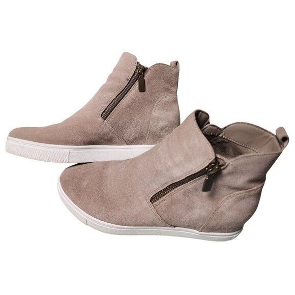 Blondo Waterproof Booties Size 7 Giselle Side Zip Suede Leather - Picture 4 of 8